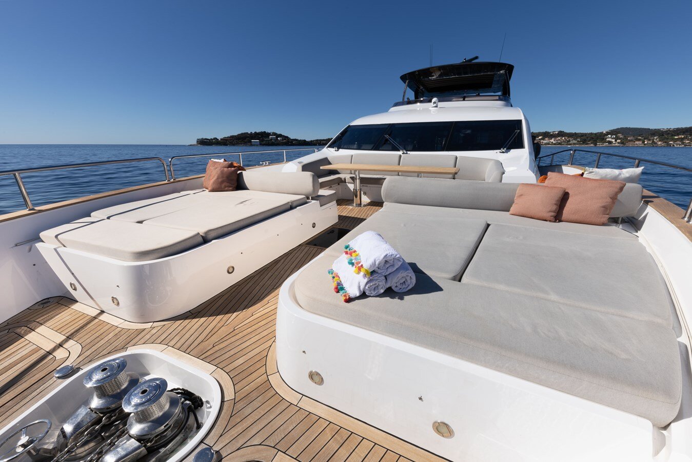 2014-sunseeker-91-11-c08e9e