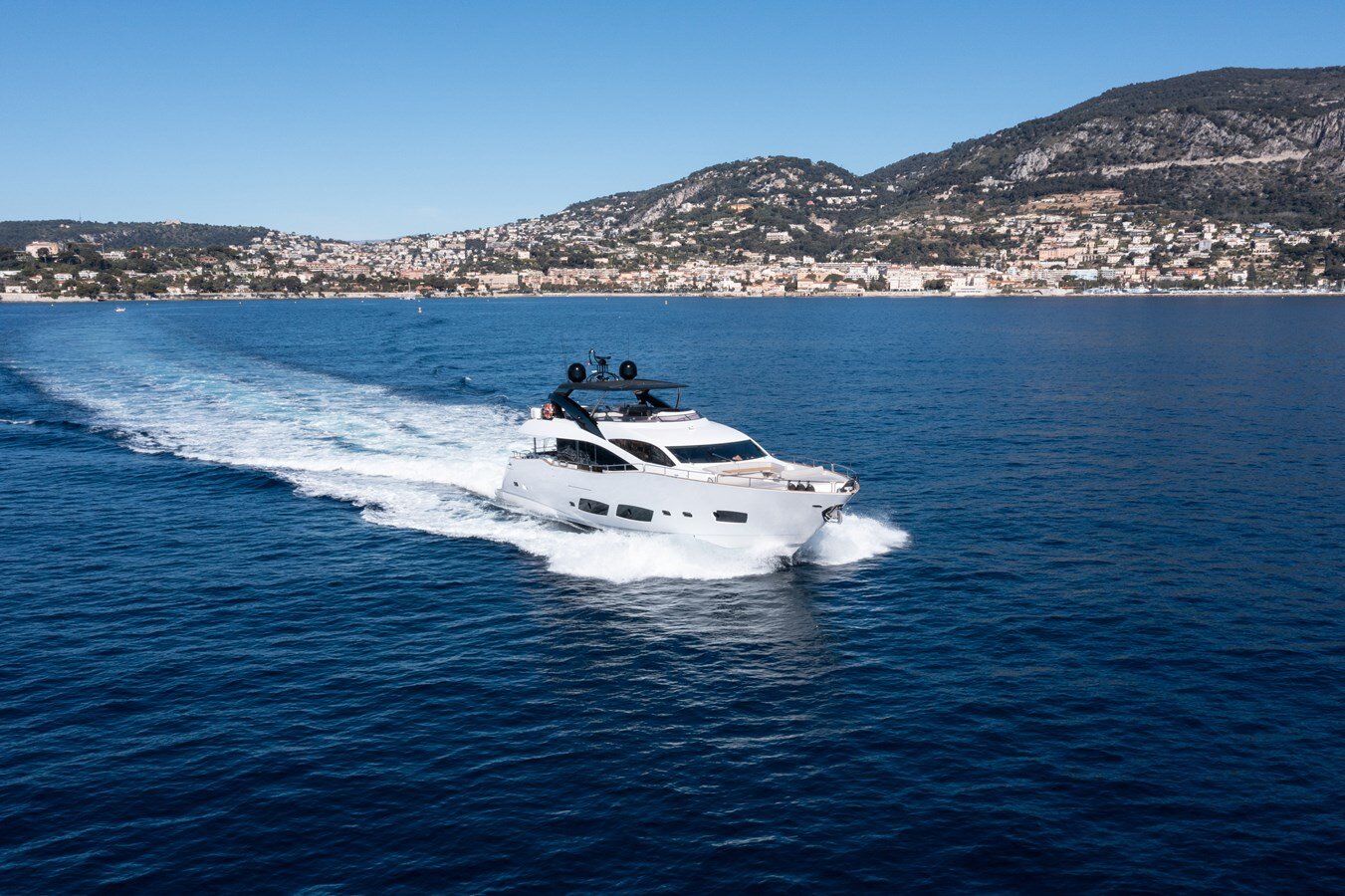 2014-sunseeker-91-11-c08e9e