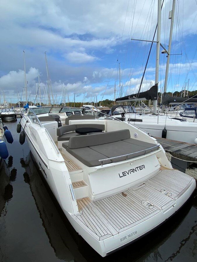 2014-windy-boats-39-4-e7b2d5