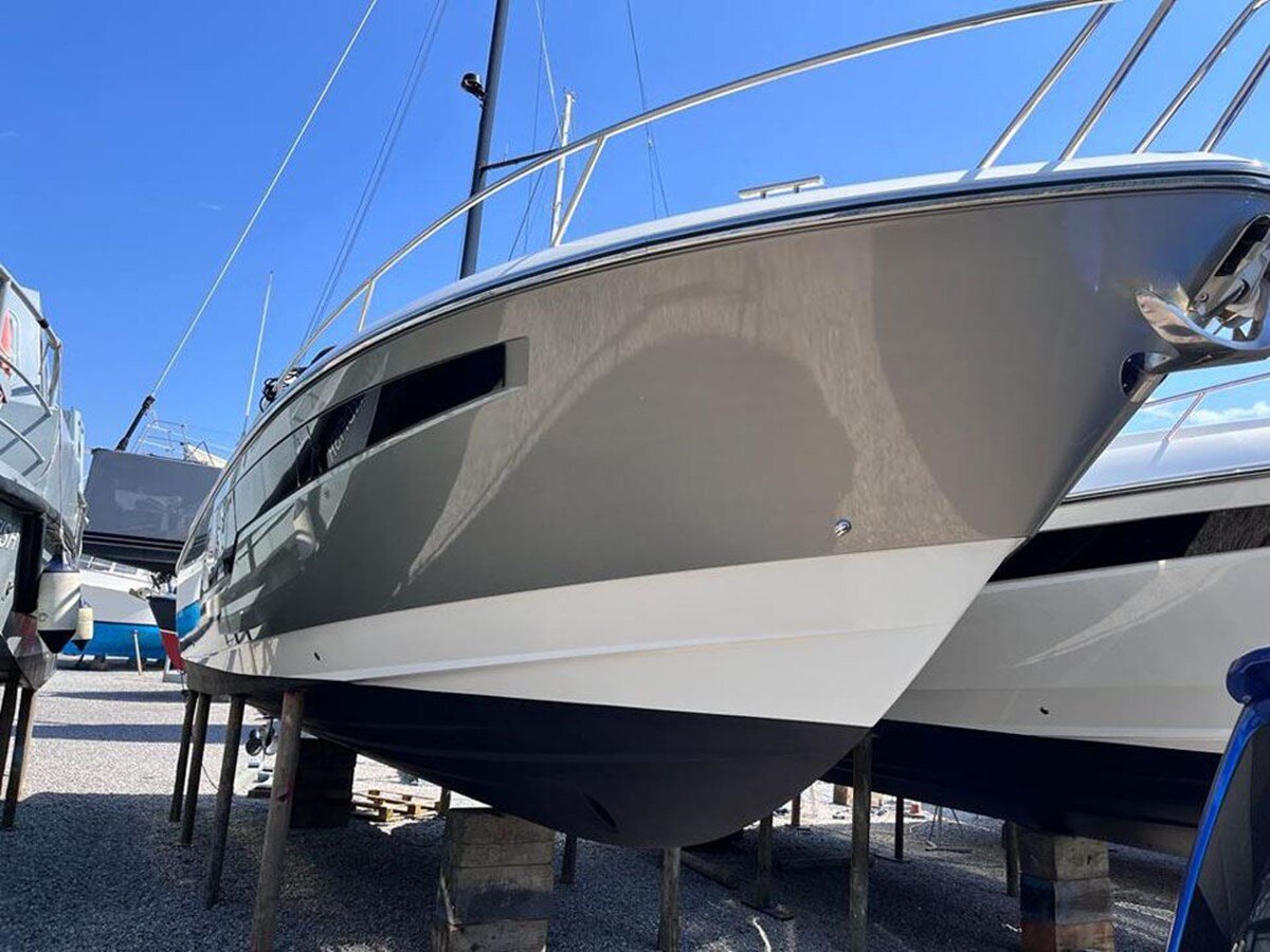 2014-windy-boats-39-dcc419