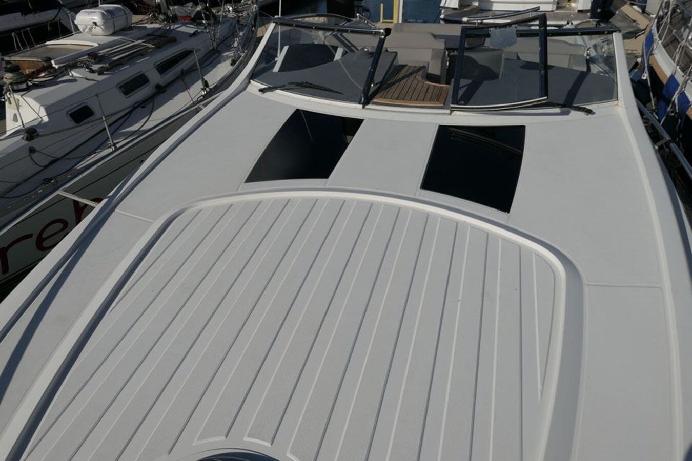 2014-windy-boats-39-dcc419