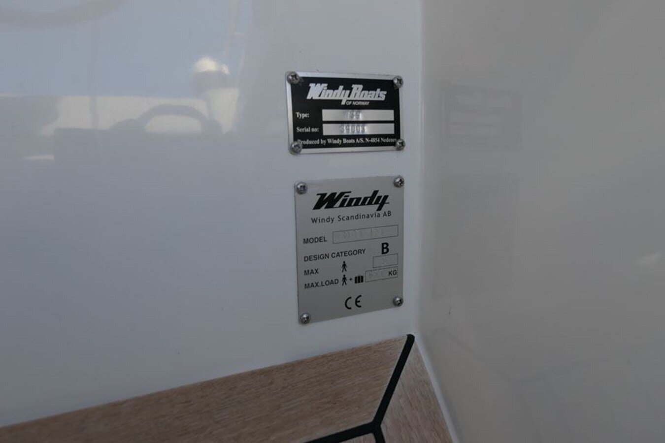 2014-windy-boats-39-dcc419