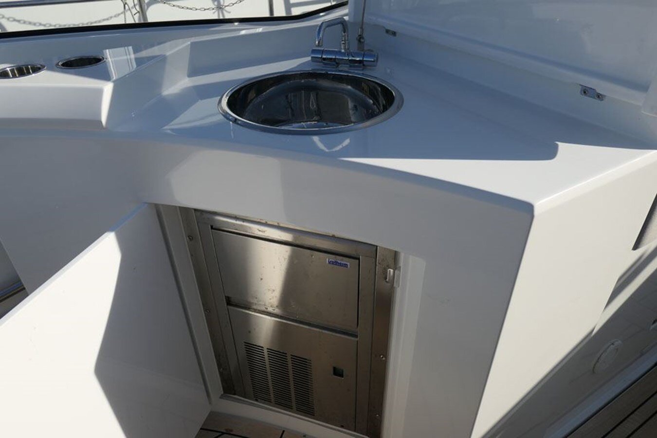 2014-windy-boats-39-dcc419