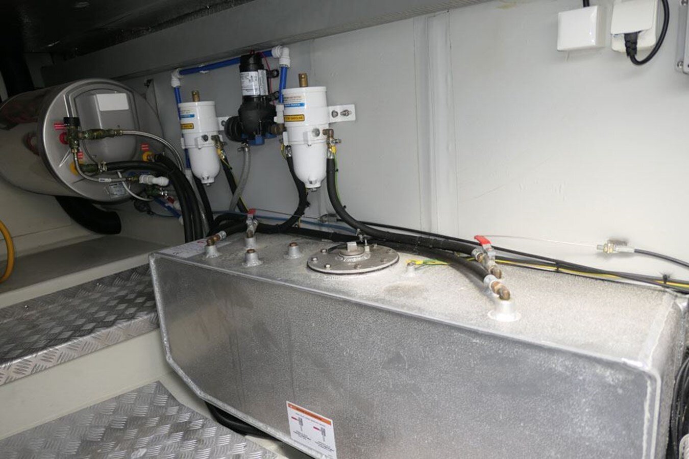 2014-windy-boats-39-dcc419