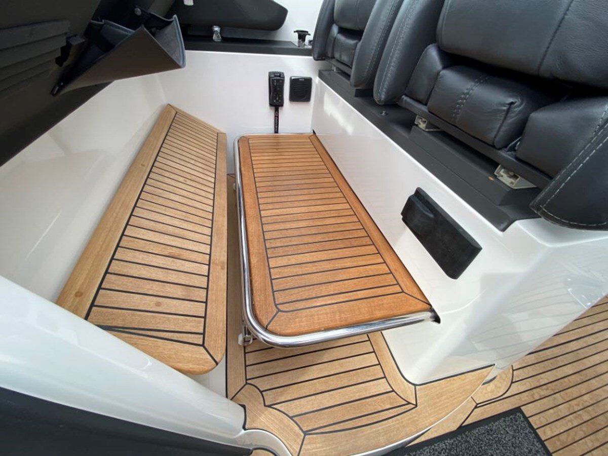 2014-windy-boats-47-7-3490be