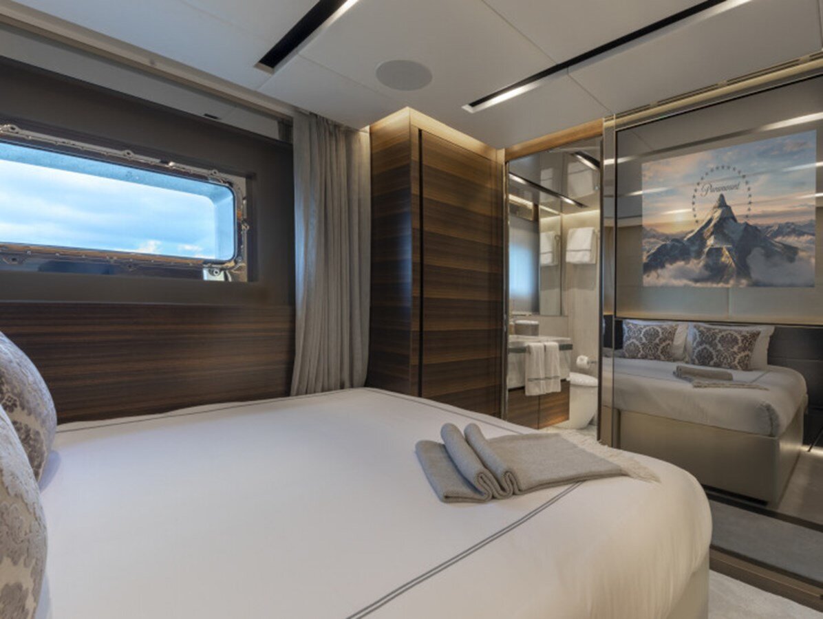 2015 ADMIRAL YACHTS 123'