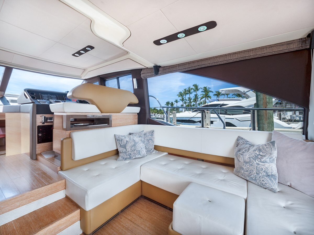 2015 AZIMUT YACHTS 50'