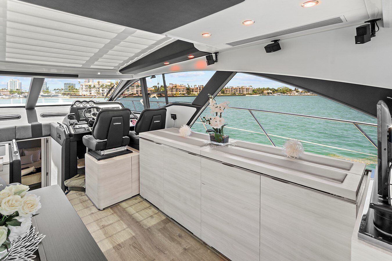 2015-azimut-yachts-54-5-a39492