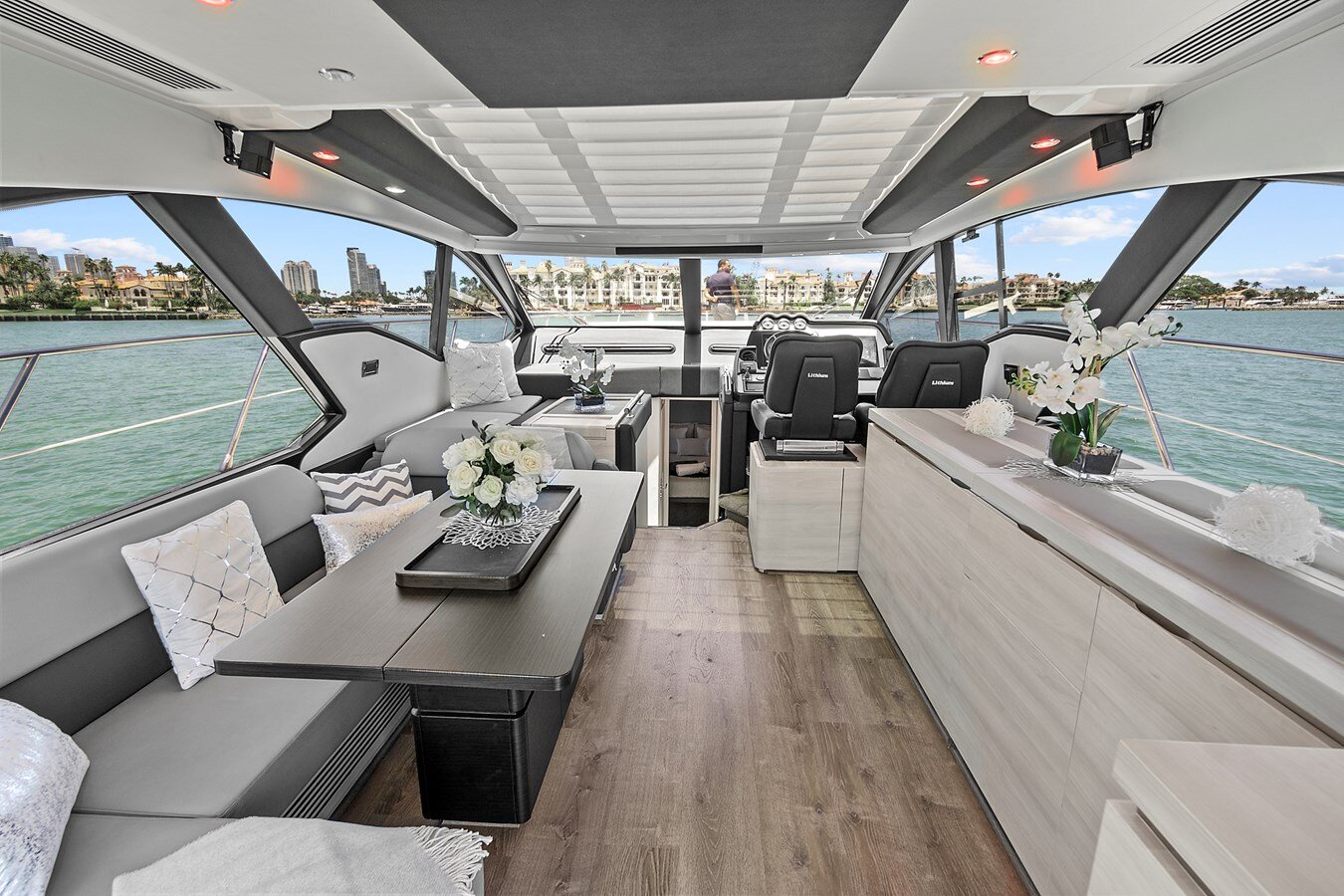 2015-azimut-yachts-54-5-a39492