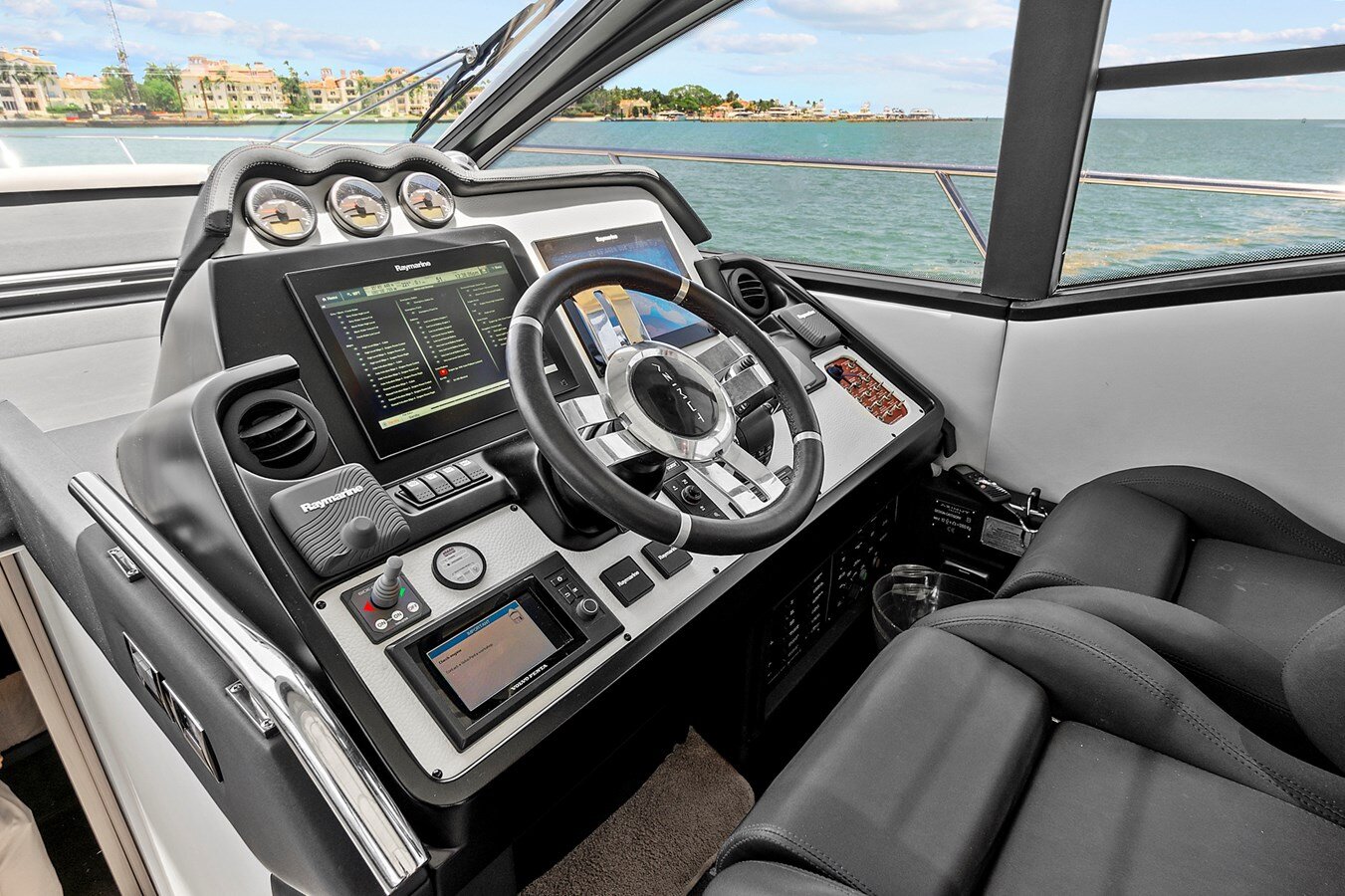 2015-azimut-yachts-54-5-a39492