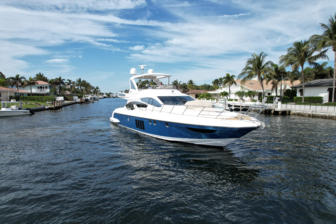 2015-azimut-yachts-64-697f47