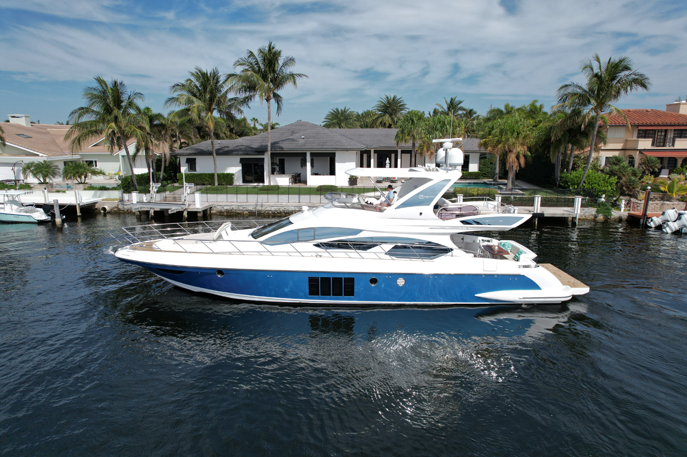 2015-azimut-yachts-64-697f47