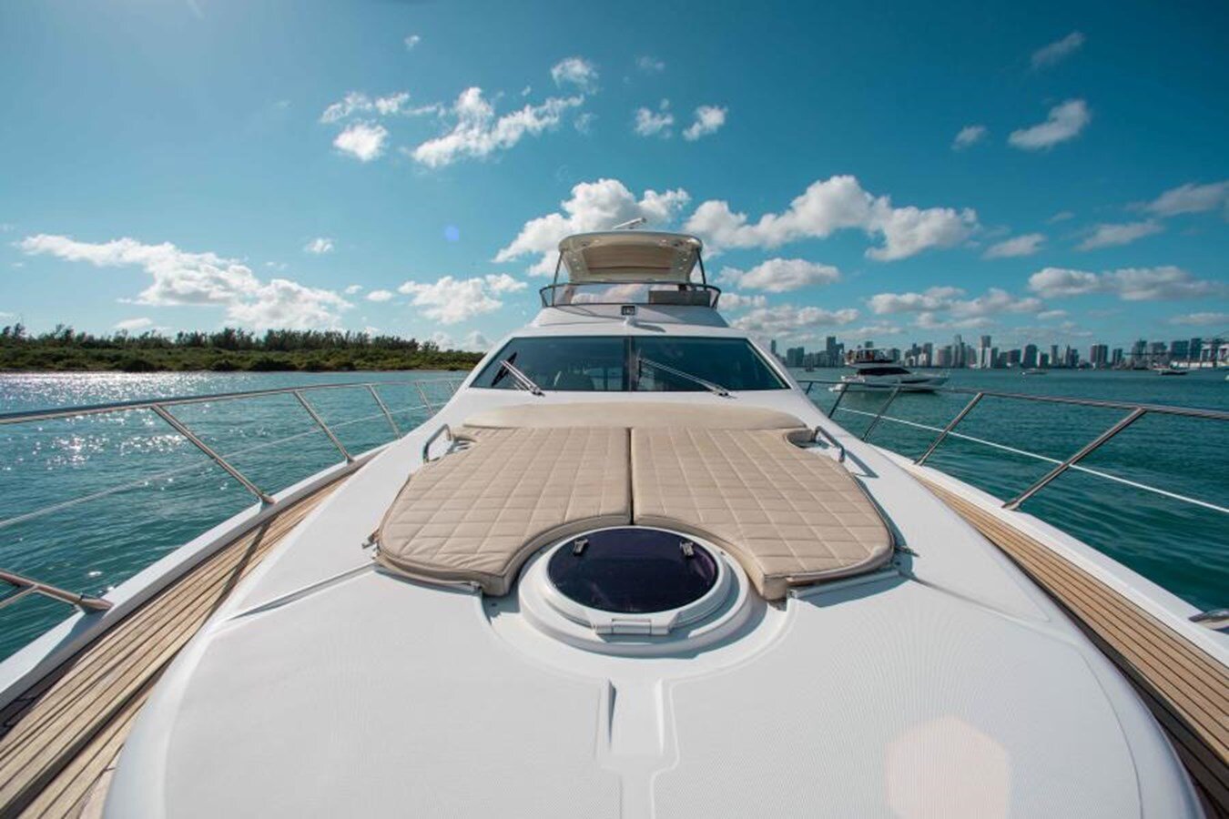 2015-azimut-yachts-64-edc281