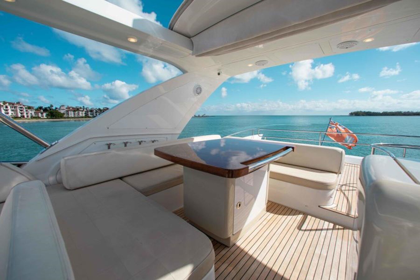 2015-azimut-yachts-64-edc281