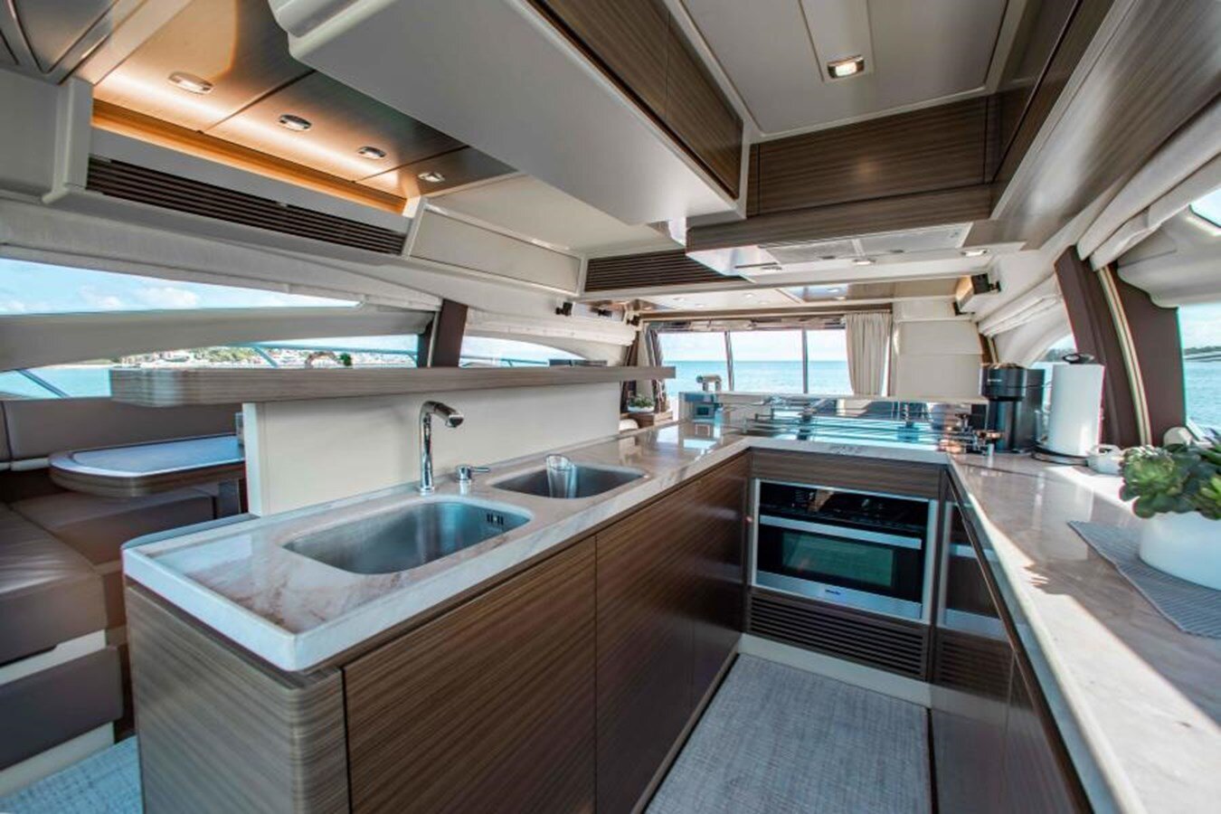 2015-azimut-yachts-64-edc281