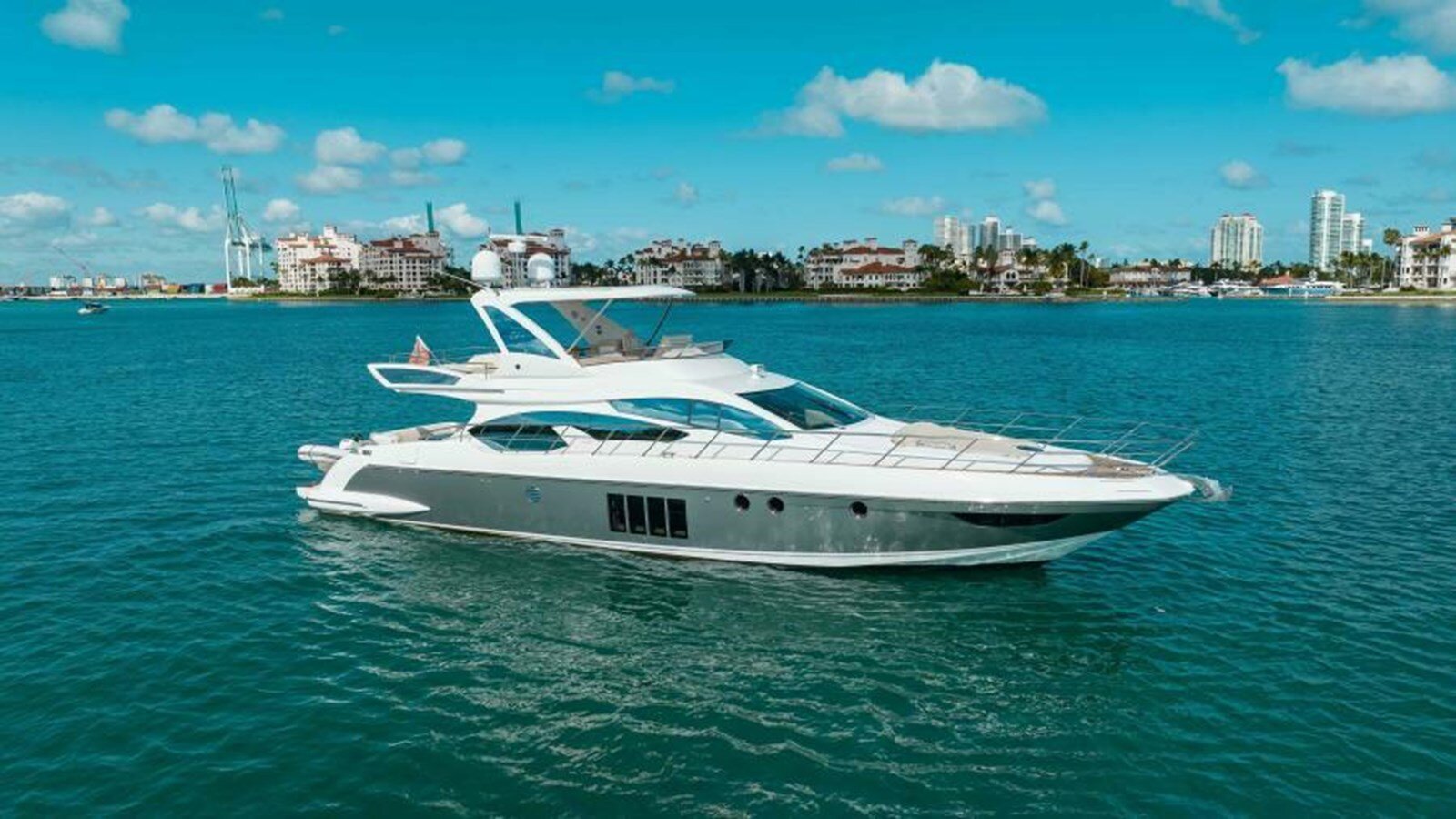 2015-azimut-yachts-64-edc281