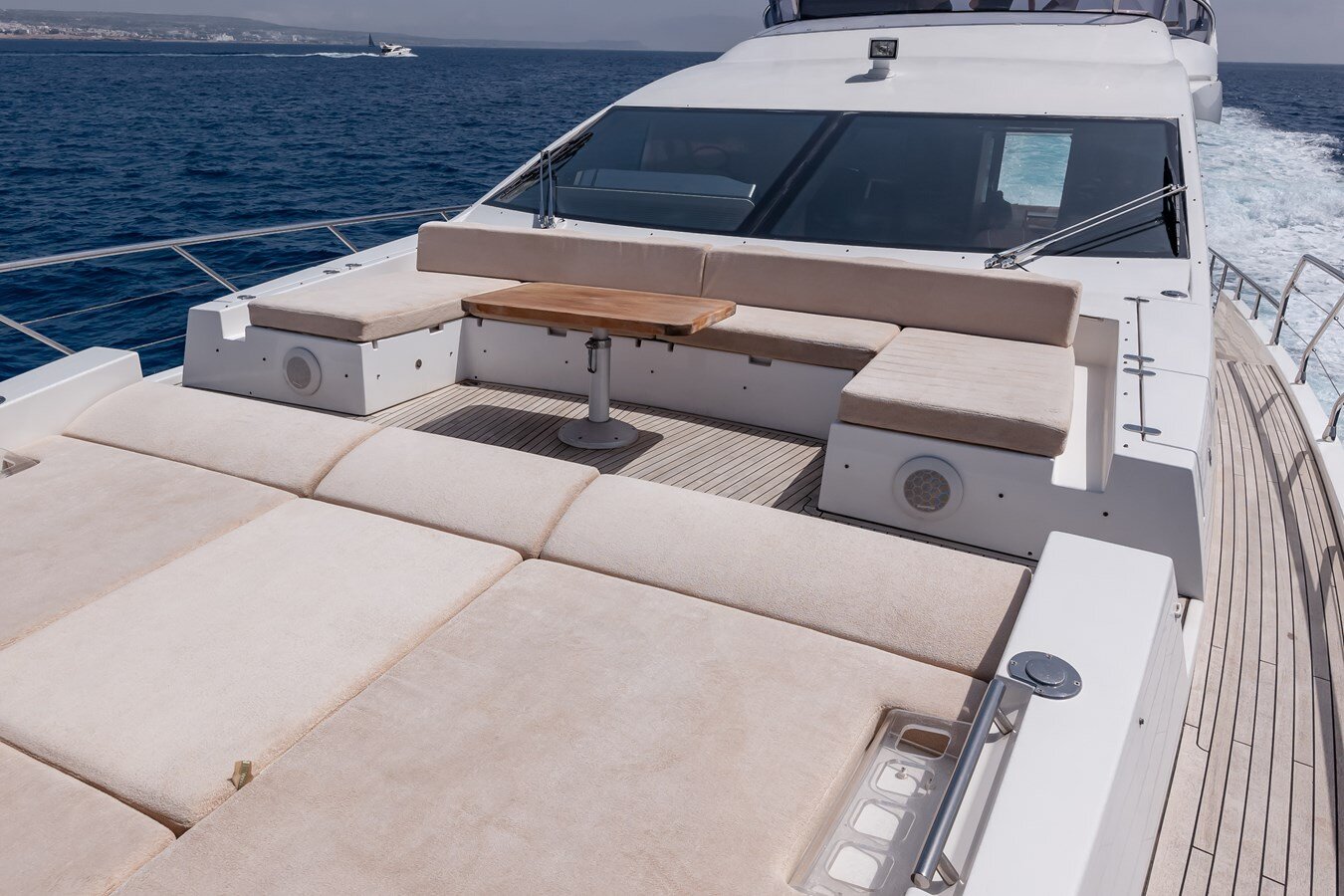 2015-azimut-yachts-80-ac0703