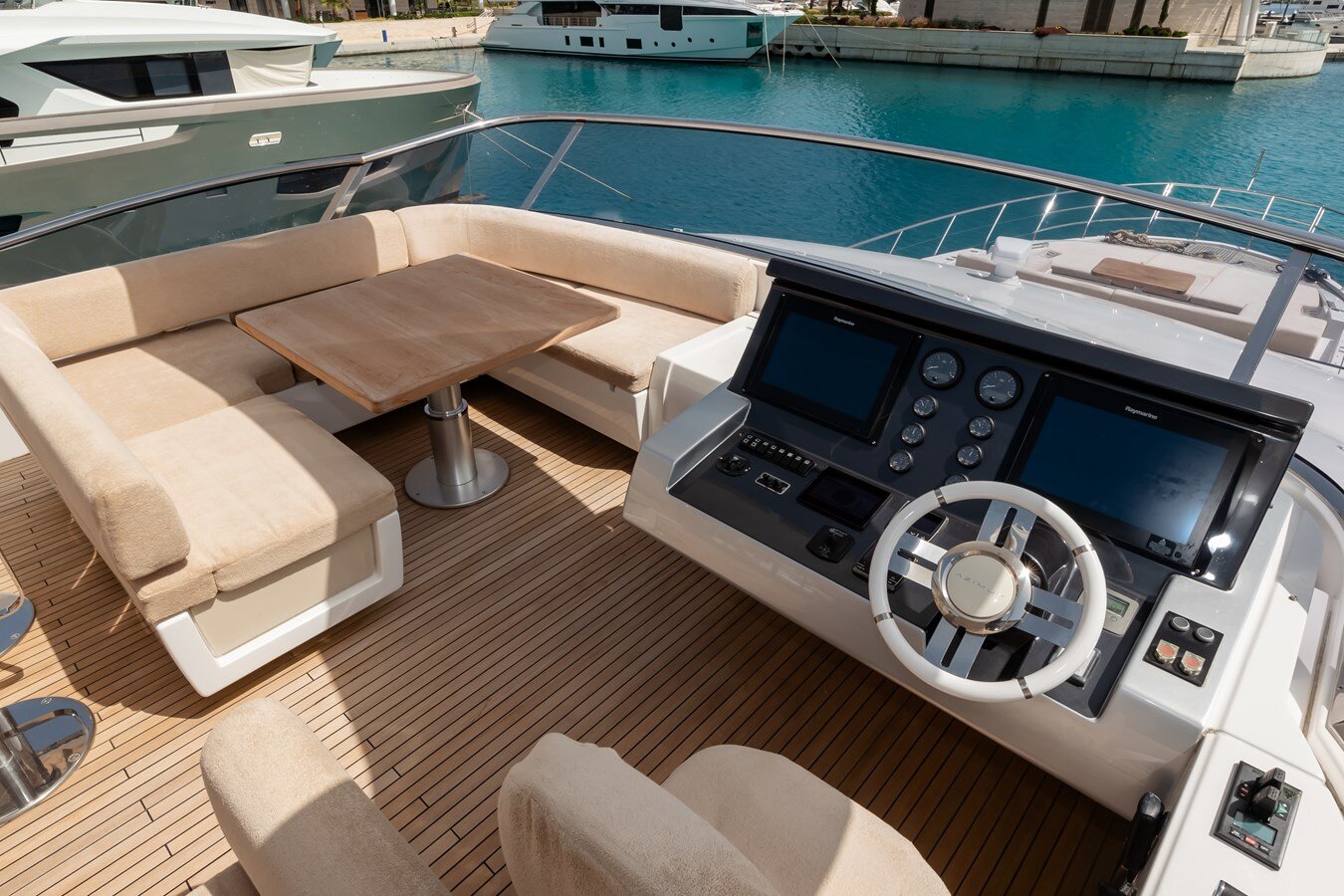 2015-azimut-yachts-80-ac0703