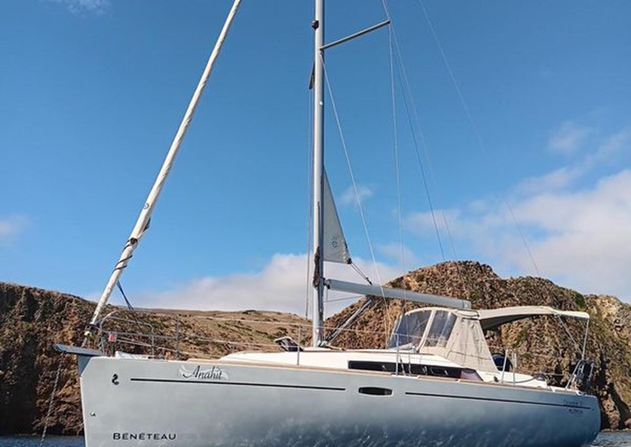 2015-beneteau-31-8-78b7ef