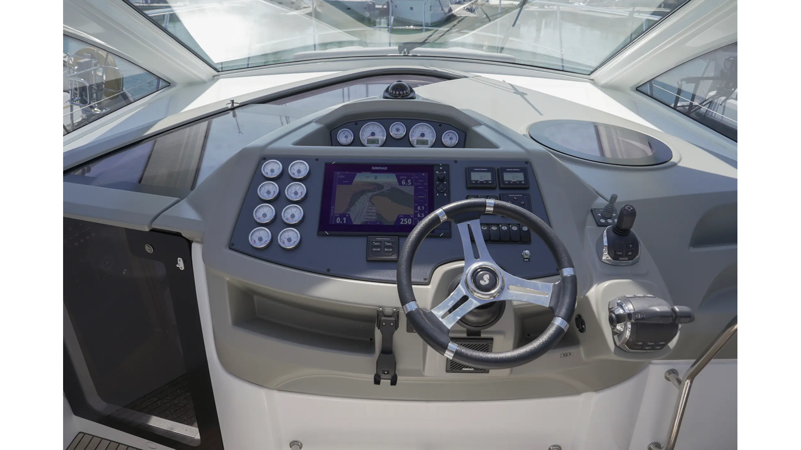 2015-beneteau-38-e52c50