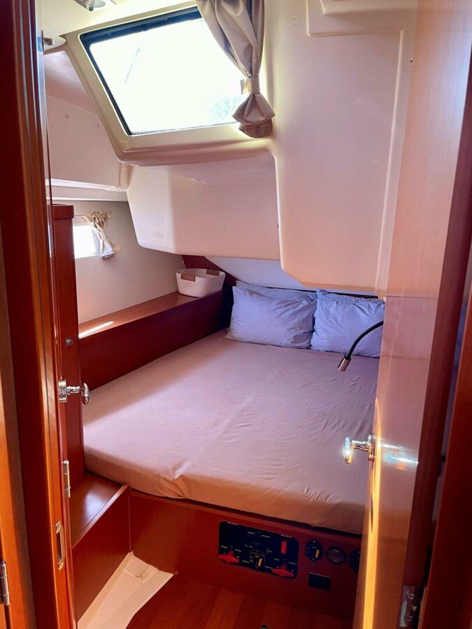 2015-beneteau-45-9-ab21c8