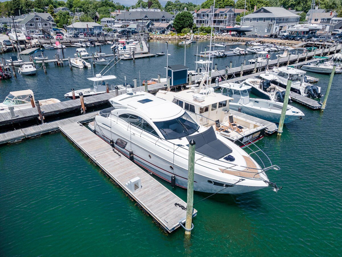 2015-beneteau-49-f7d6d3