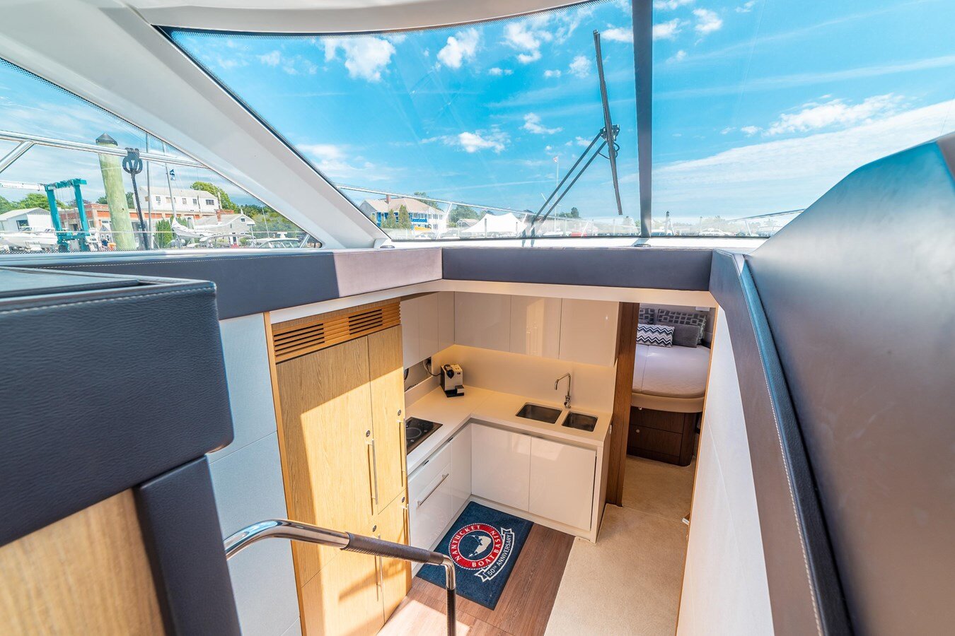 2015-beneteau-49-f7d6d3