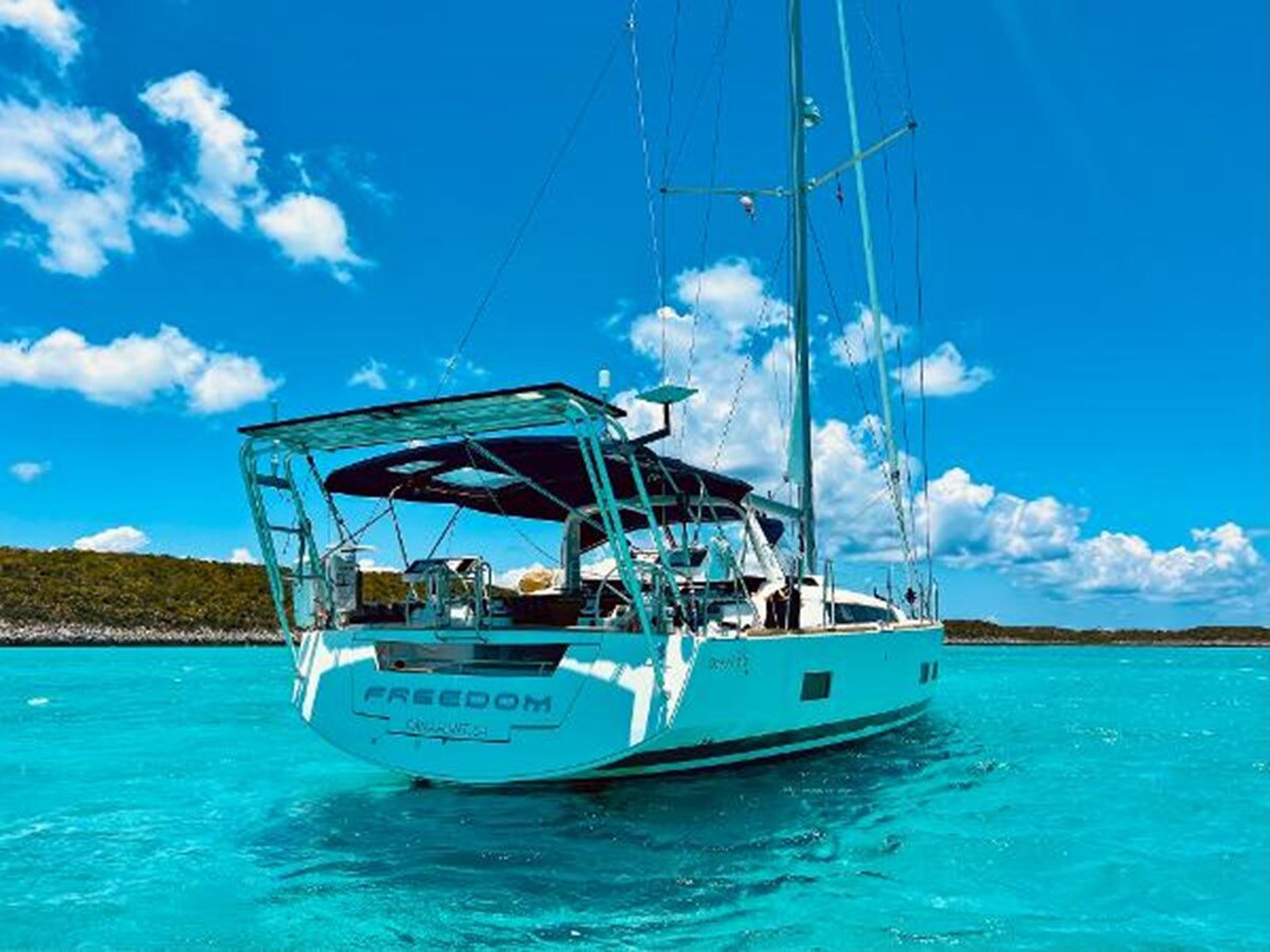 2015-beneteau-55-8-e1d02f