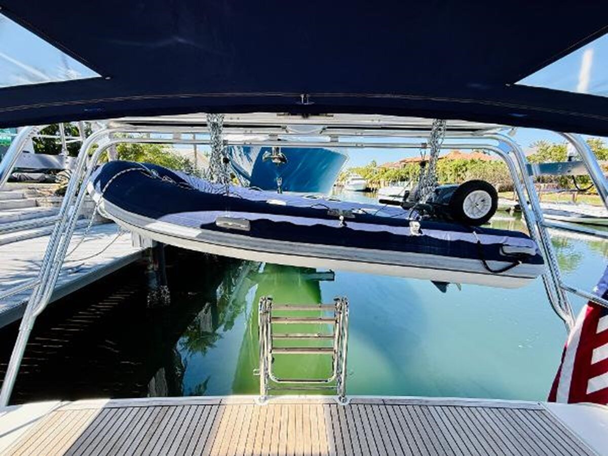 2015-beneteau-55-8-e1d02f