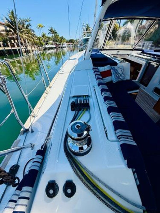 2015-beneteau-55-8-e1d02f
