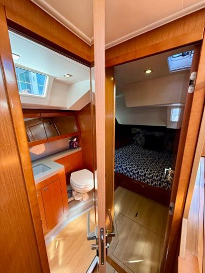 2015-beneteau-55-8-e1d02f