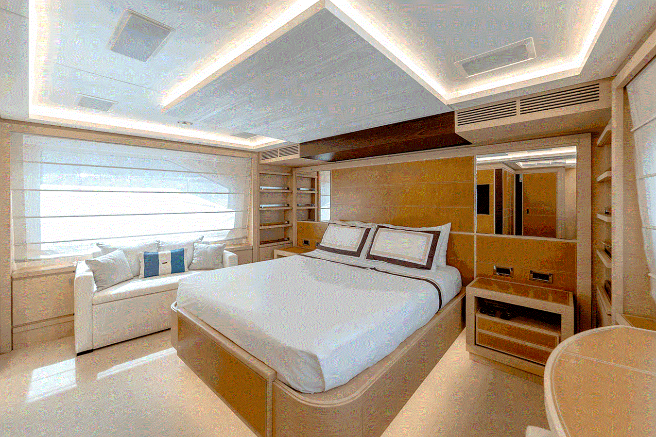 2015-benetti-93-6-cdf9a8