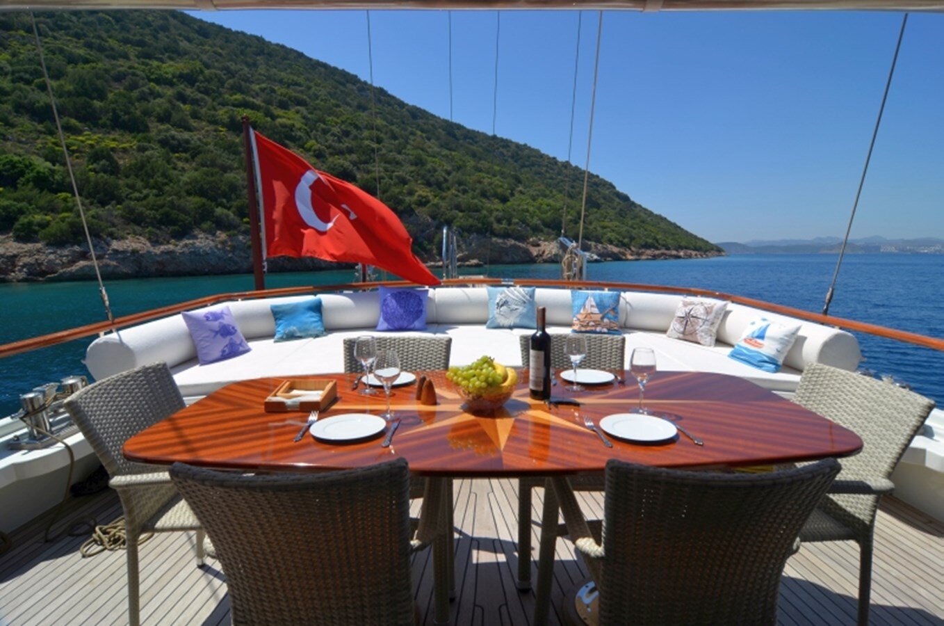 2015-bodrum-yachts-65-8-d924b4