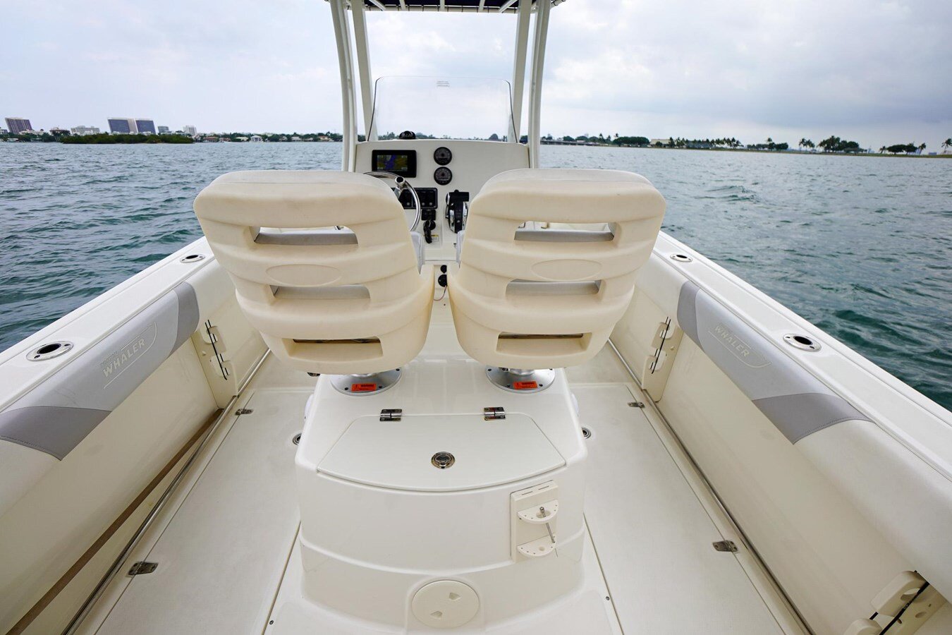 2015-boston-whaler-22-3-c46d80