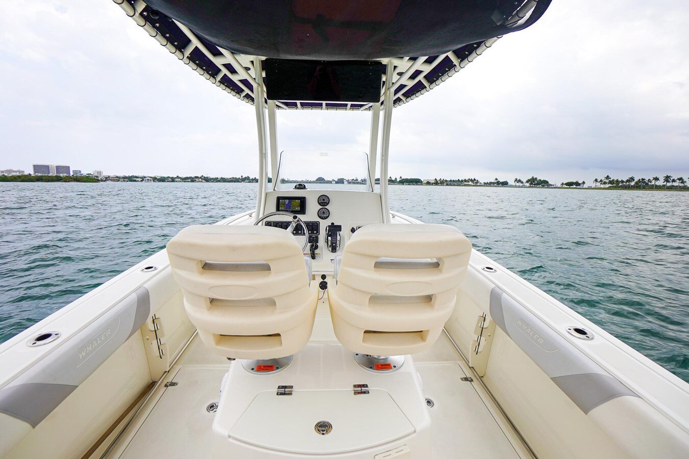 2015-boston-whaler-22-3-c46d80