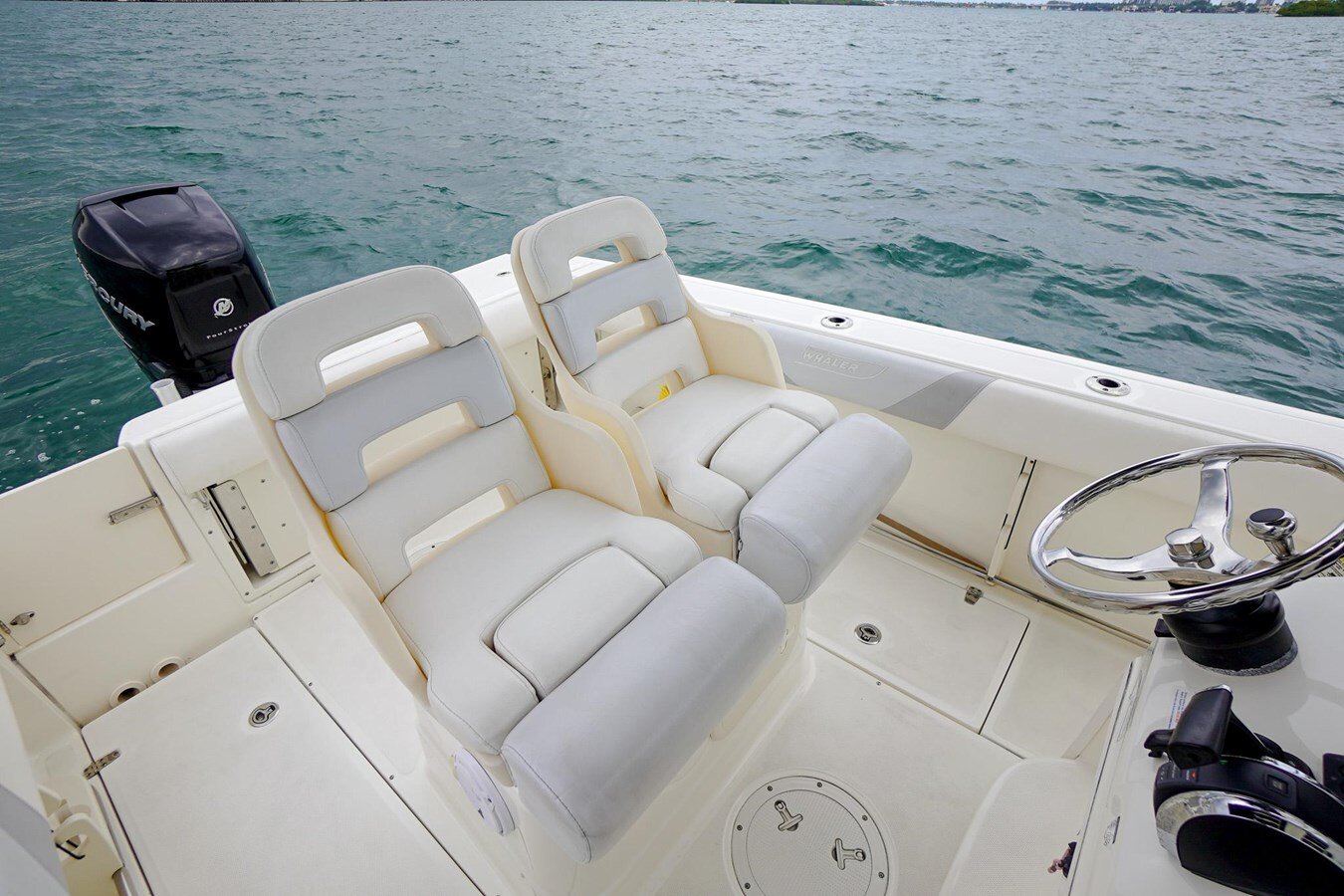 2015-boston-whaler-22-3-c46d80