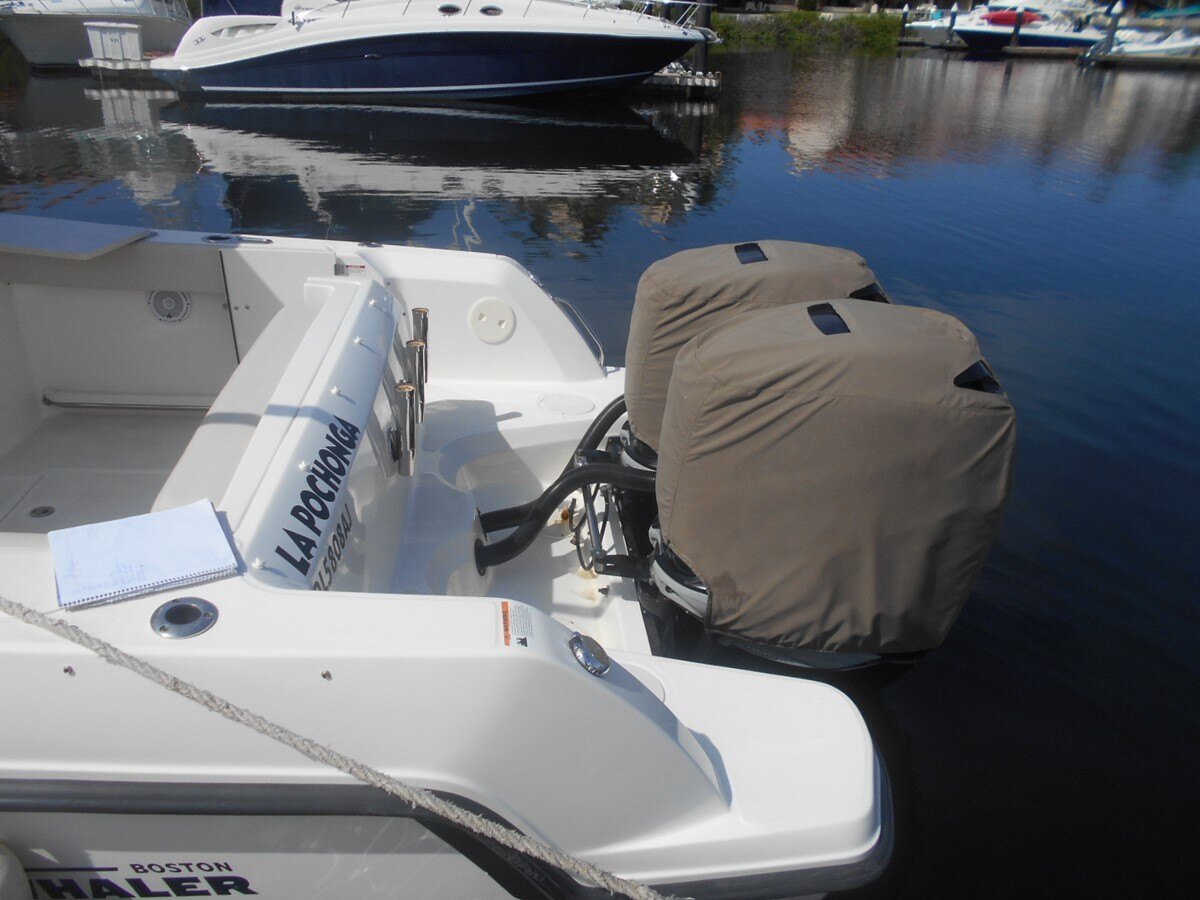 2015-boston-whaler-27-5b6fcf