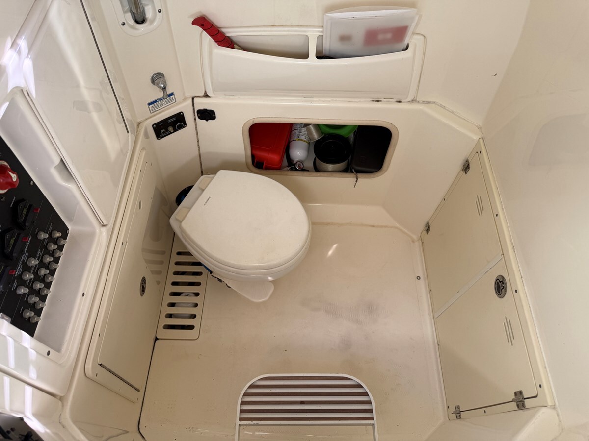 2015-boston-whaler-28-25b67e