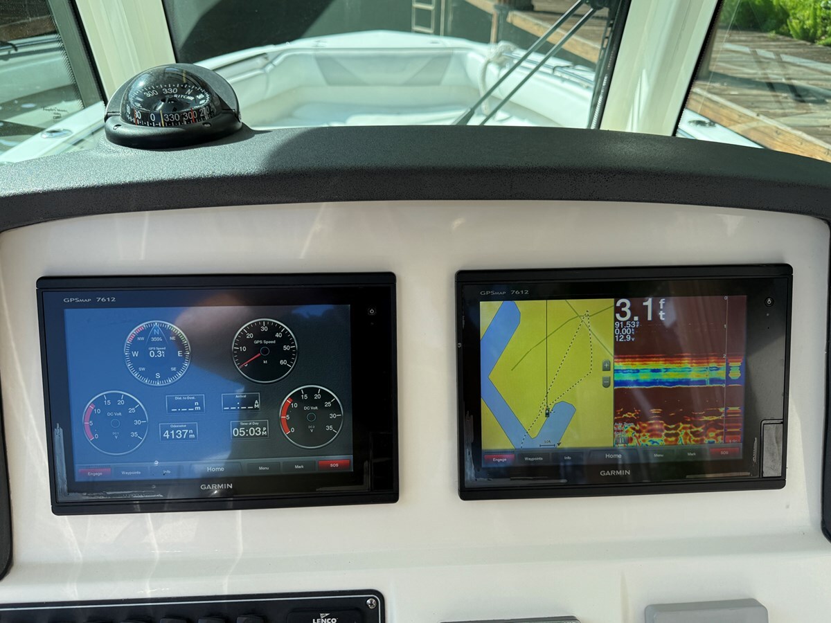 2015-boston-whaler-28-25b67e