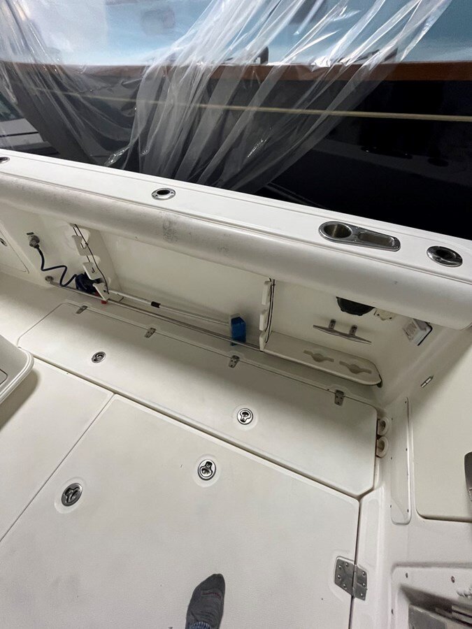 2015-boston-whaler-35-9-2b3e2c