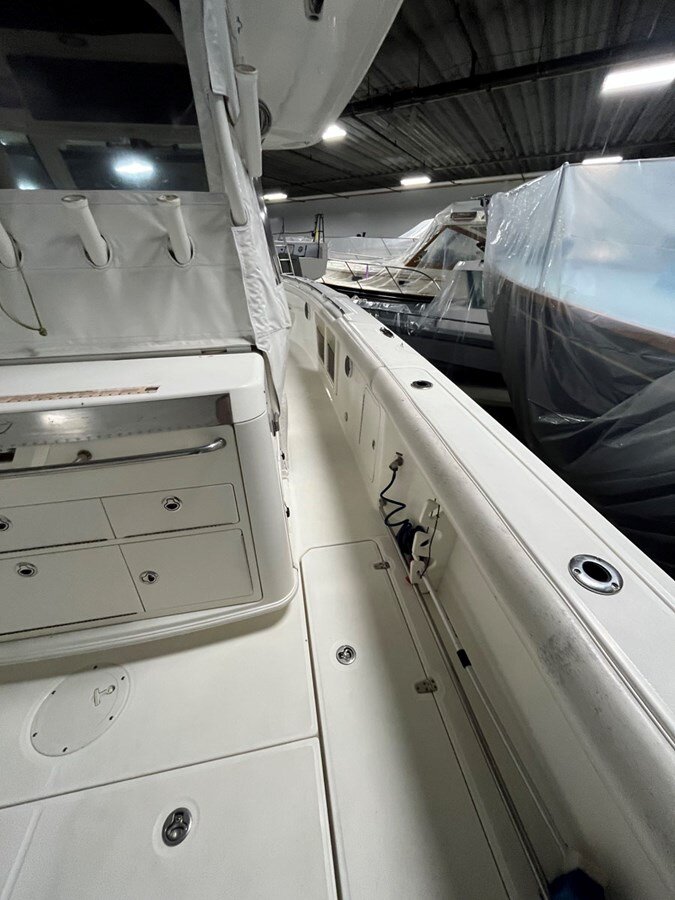 2015-boston-whaler-35-9-2b3e2c