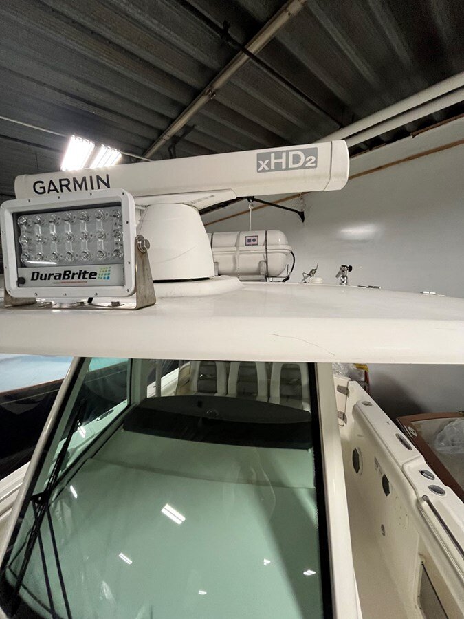 2015-boston-whaler-35-9-2b3e2c