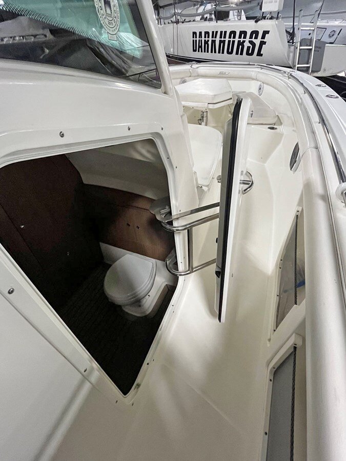 2015-boston-whaler-35-9-2b3e2c