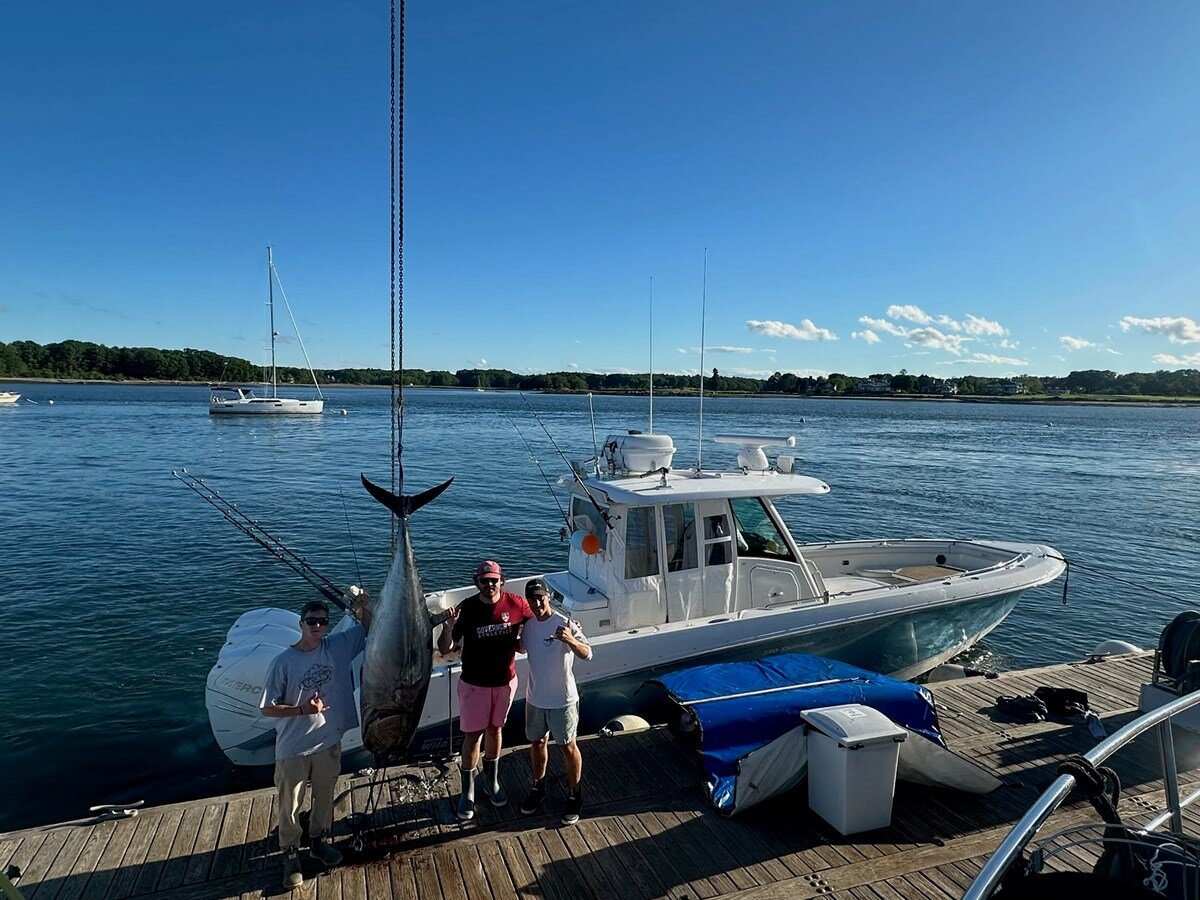 2015-boston-whaler-35-9-2b3e2c
