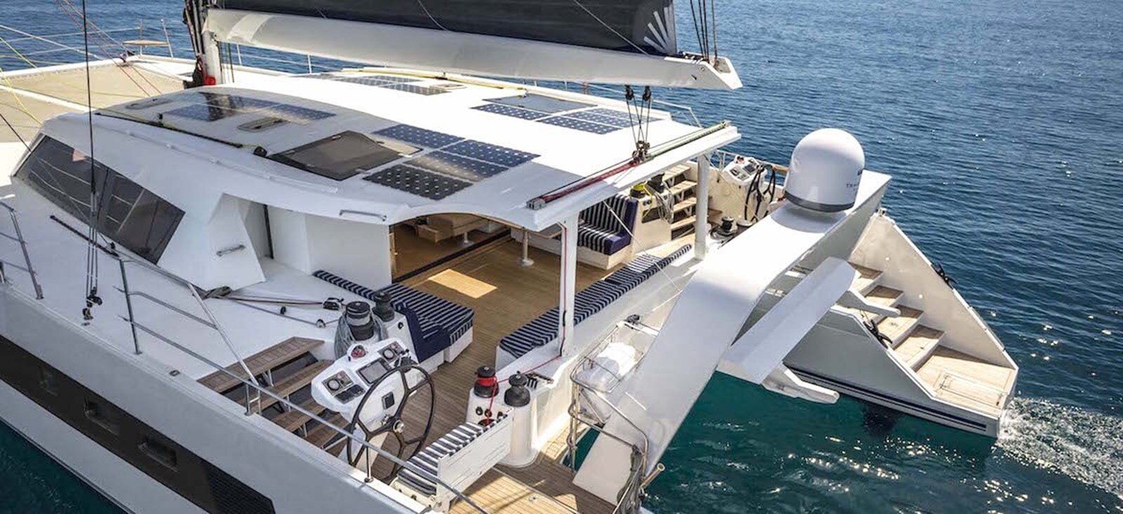 2015 CATANA 68' 6