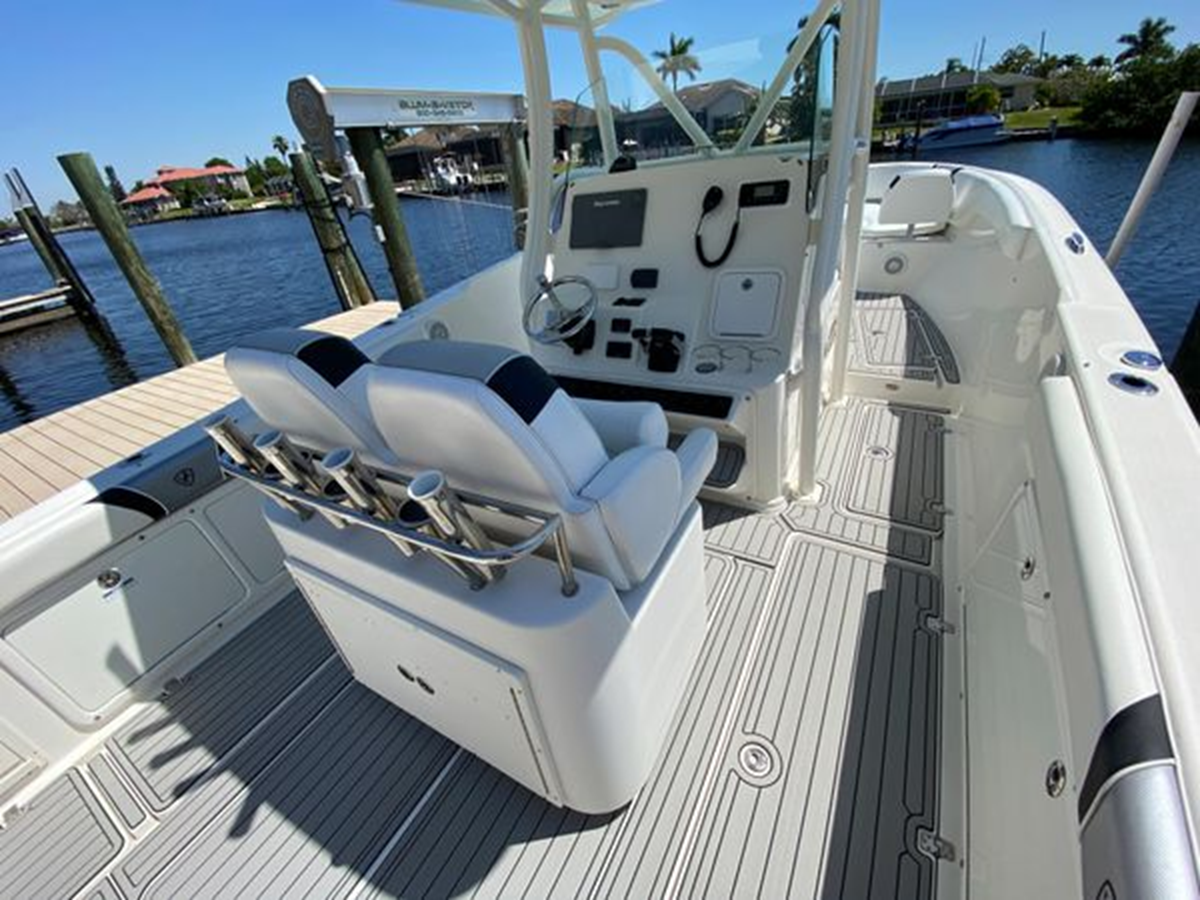 2015-century-boats-32-9d17f6