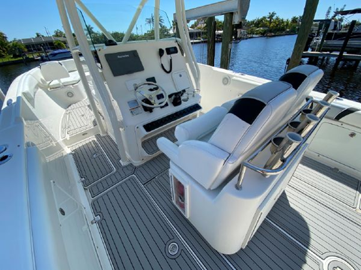 2015-century-boats-32-9d17f6