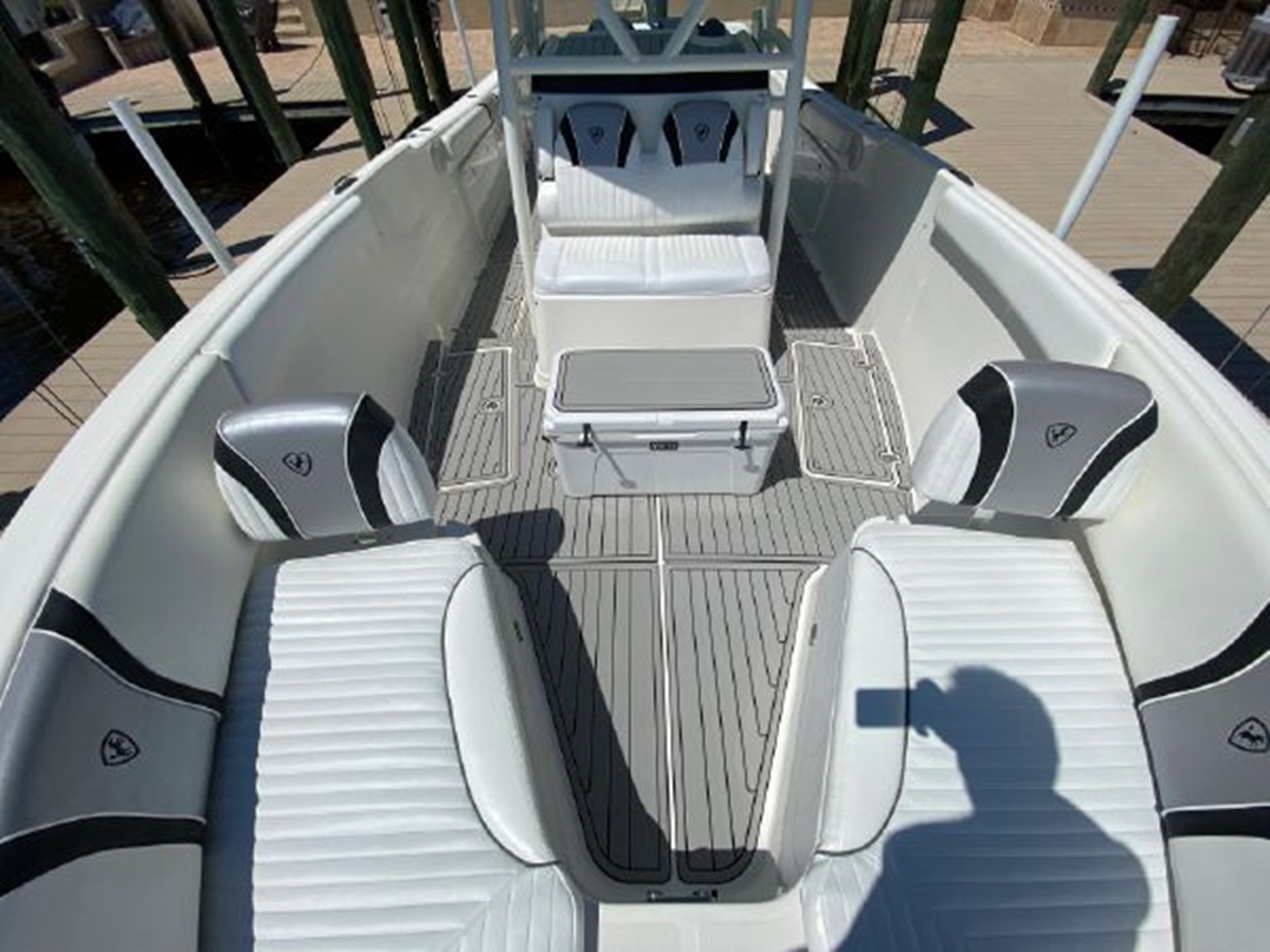 2015-century-boats-32-9d17f6