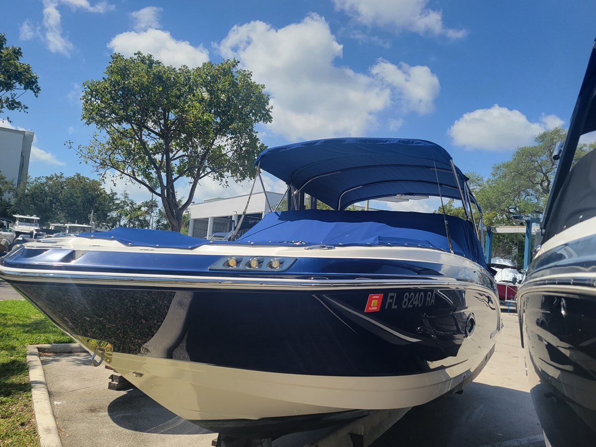 2015-chaparral-24-10-5bc505