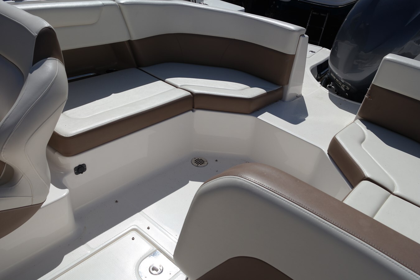 2015-chaparral-24-10-5bc505